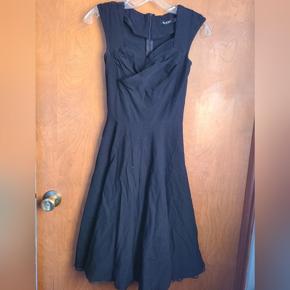 🦩3/$30 MUXXN Black Dress